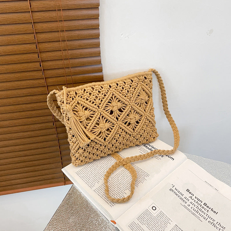 Spring And Summer Trendy Cotton Rope Tassel Hand Woven Bag Hand Held One Shoulder Straw Bag Casual Women's Bag Beach Bag
