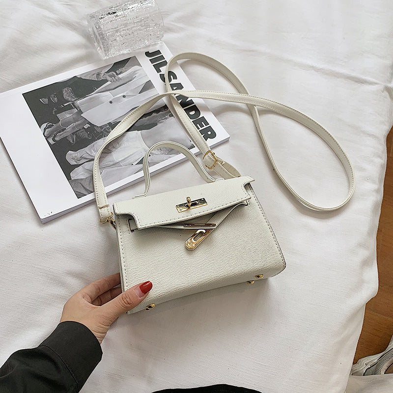 Small Bag Women's New Trend Bag Korean Style Shoulder Bag Fashion Hand-Held Messenger Bag