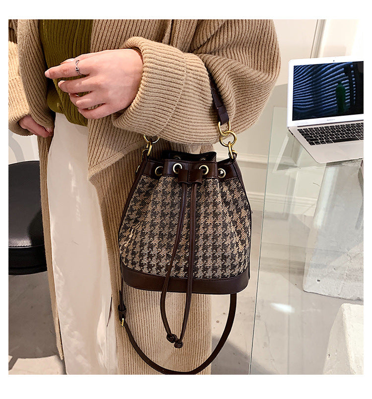 New Simple Trend Bag Retro One Shoulder Hand Bag Underarm Handbag Leopard Print Drawstring Crossbody Bag