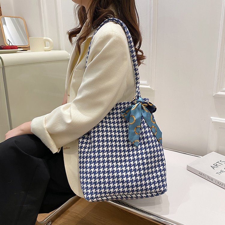 Large Capacity Canvas Bag New Women's Bag Fashion Silk Scarf Plaid Bag Contrast Color Messenger Bag Hand Held Student Bag