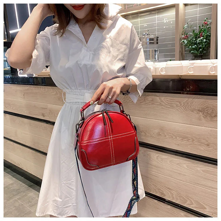New fashion on the new small bag women's texture wild ladies hand bag shoulder messenger bag
